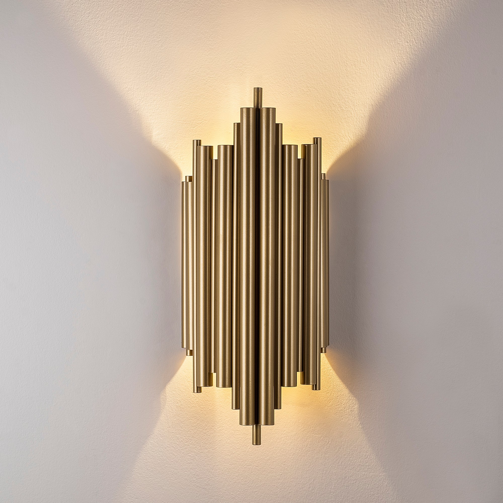 Nástěnná lampa REIS ASIRGROUP (foto 987)