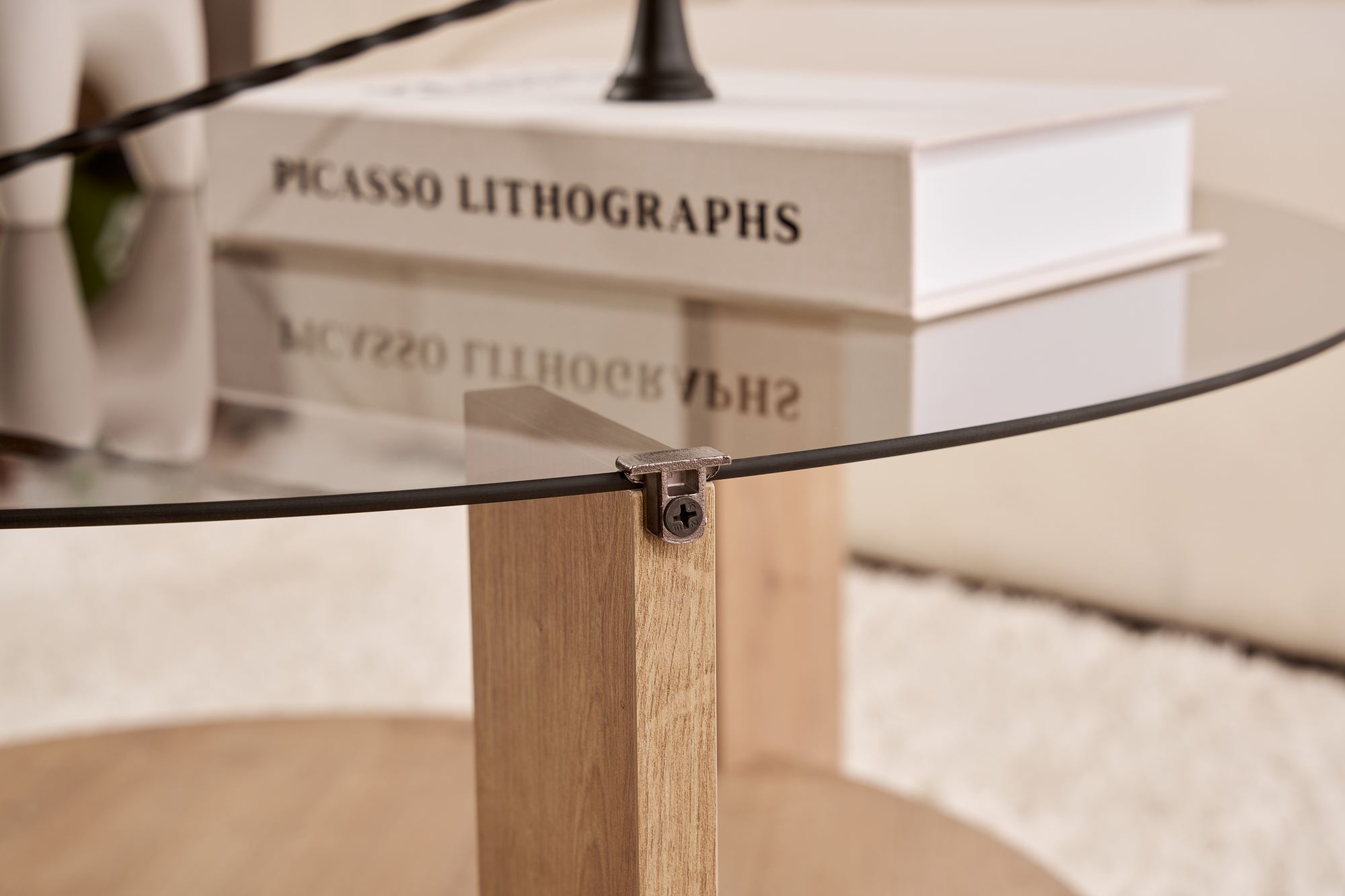 Clara – Safírový dub, dymová